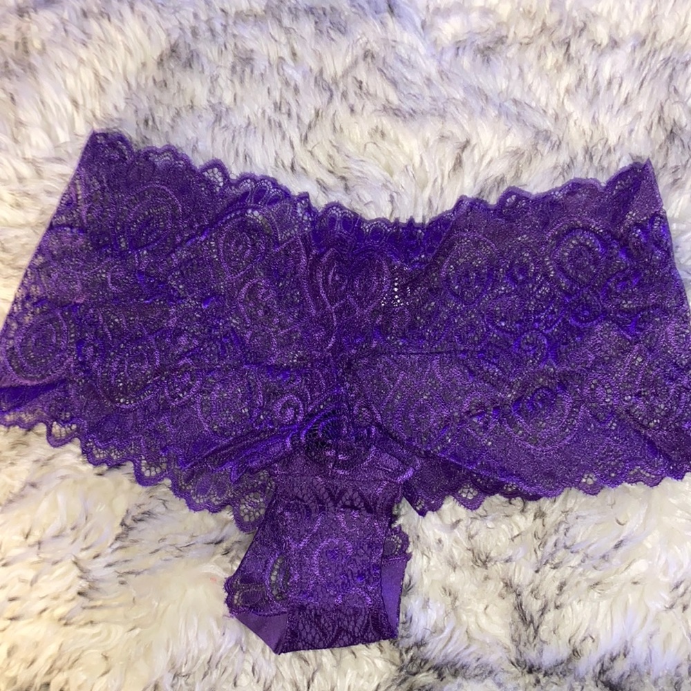 Fredericks of Hollywood panties in purple